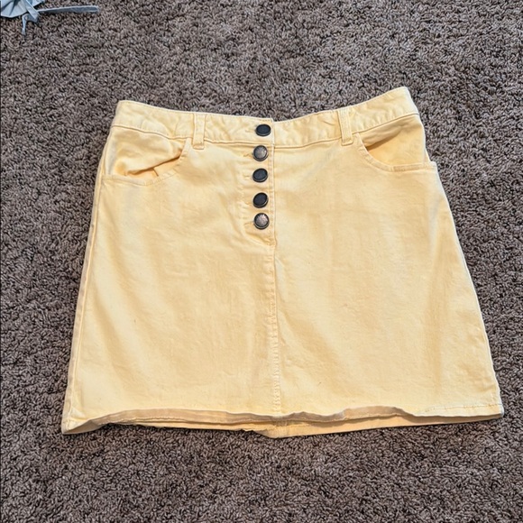 Copper Key Yellow Button-Front Women's Skirt - Picture 1 of 4
